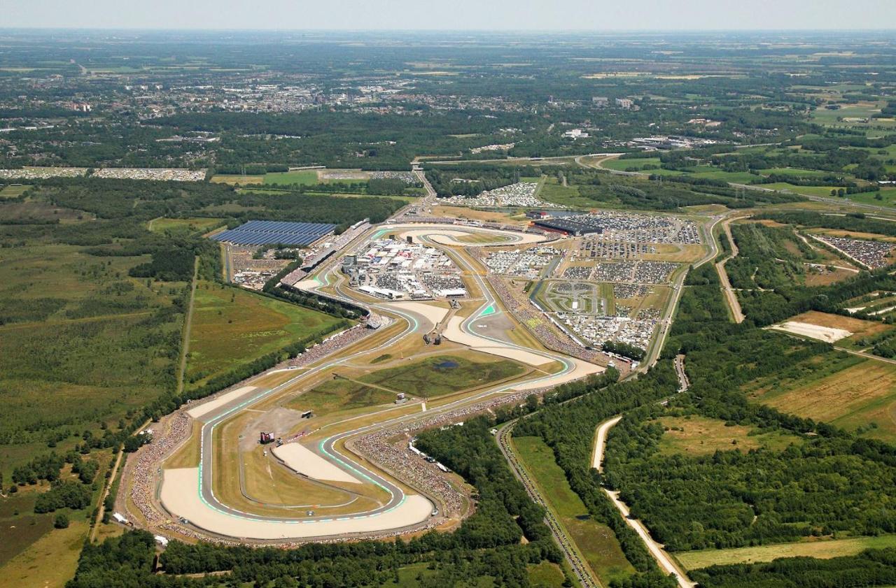 100 Jaar Tt Circuit Assen 2025 Glamping Incl Stroom 외부 사진